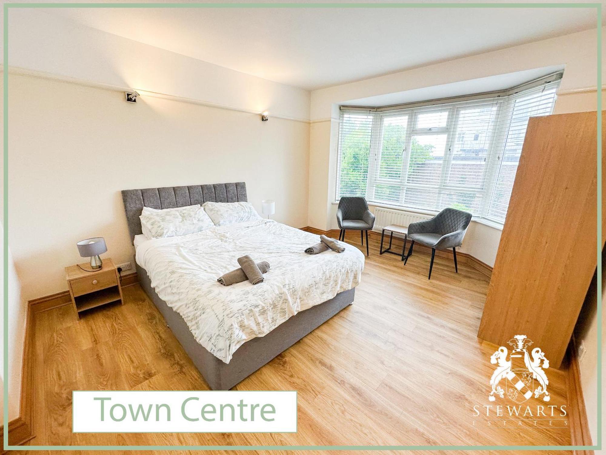 Town Centre Apartment Sleeps 9 Bournemouth Exterior foto